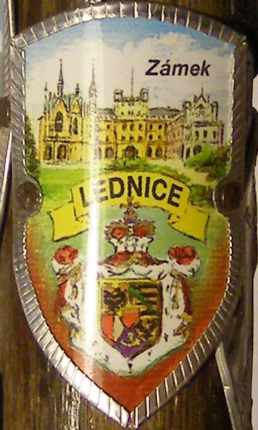 LEDNICE - ZÁMEK